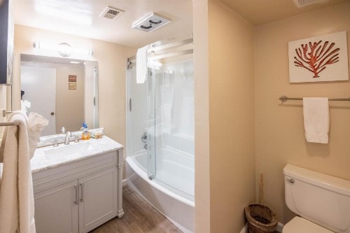 Beachwalk Villas - image 40