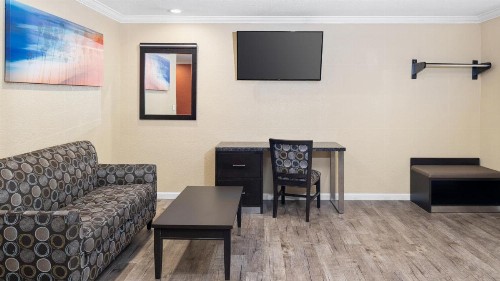 Scandia Motel - image 20