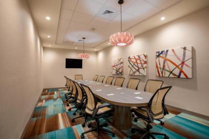 Home2 Suites By Hilton Carlsbad Ca - image 6