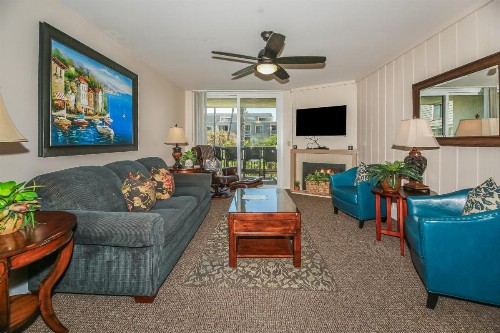 G218 - Palms Away - image 22