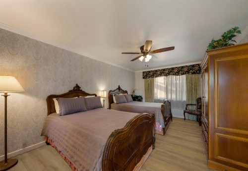 Carmel Inn & Suites - image 6