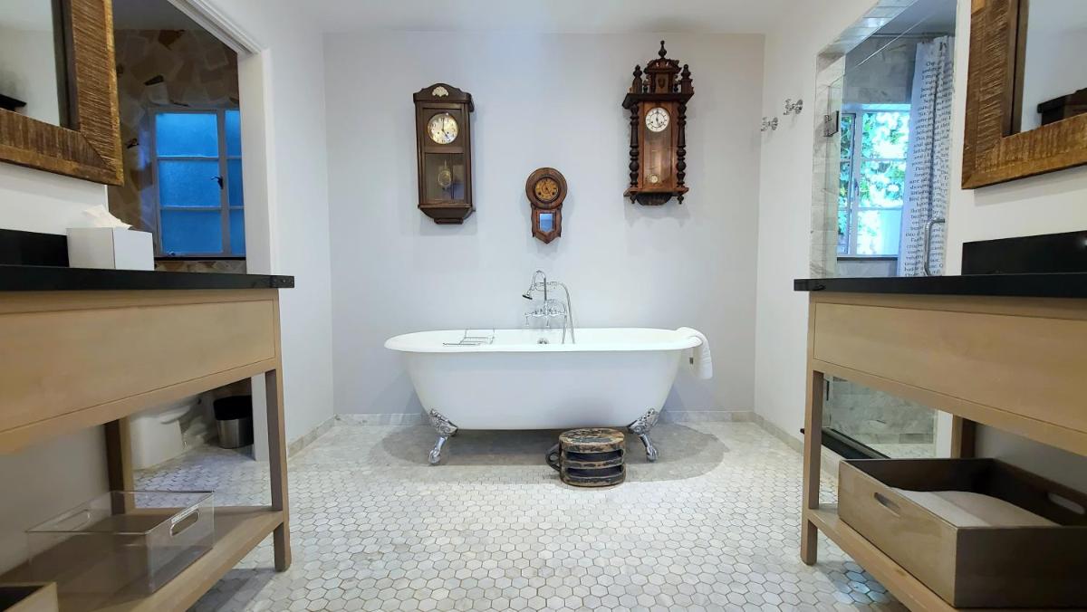 The Vagabond's House Boutique Inn & Spa Studio - image 7