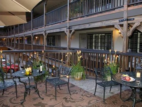 Coachman's Inn A Four Sisters Inn
