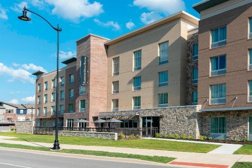 Fairfield Inn & Suites by Marriott Indianapolis Carmel - image 3