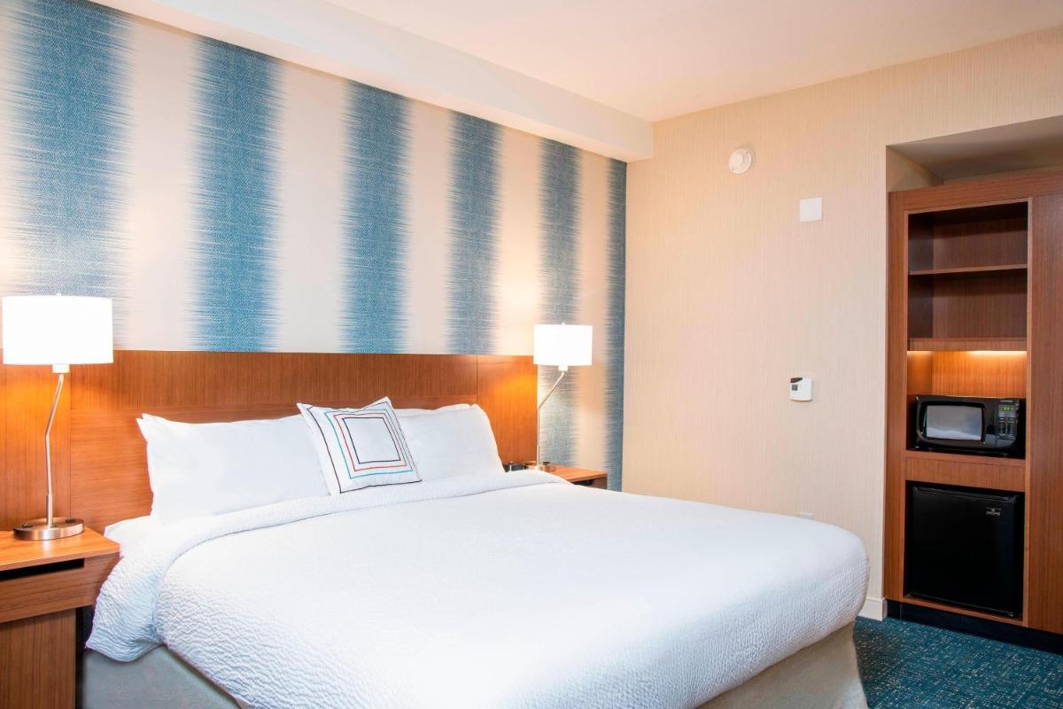 Fairfield Inn & Suites by Marriott Indianapolis Carmel - image 6