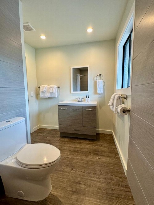 Hidden Valley Inn - image 18