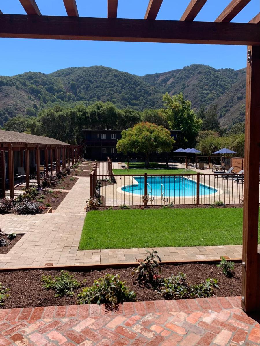 Hidden Valley Inn - image 4