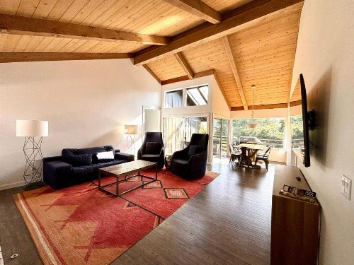 Hidden Valley Inn - image 46