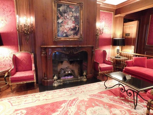 Pine Inn - Carmel - image 4