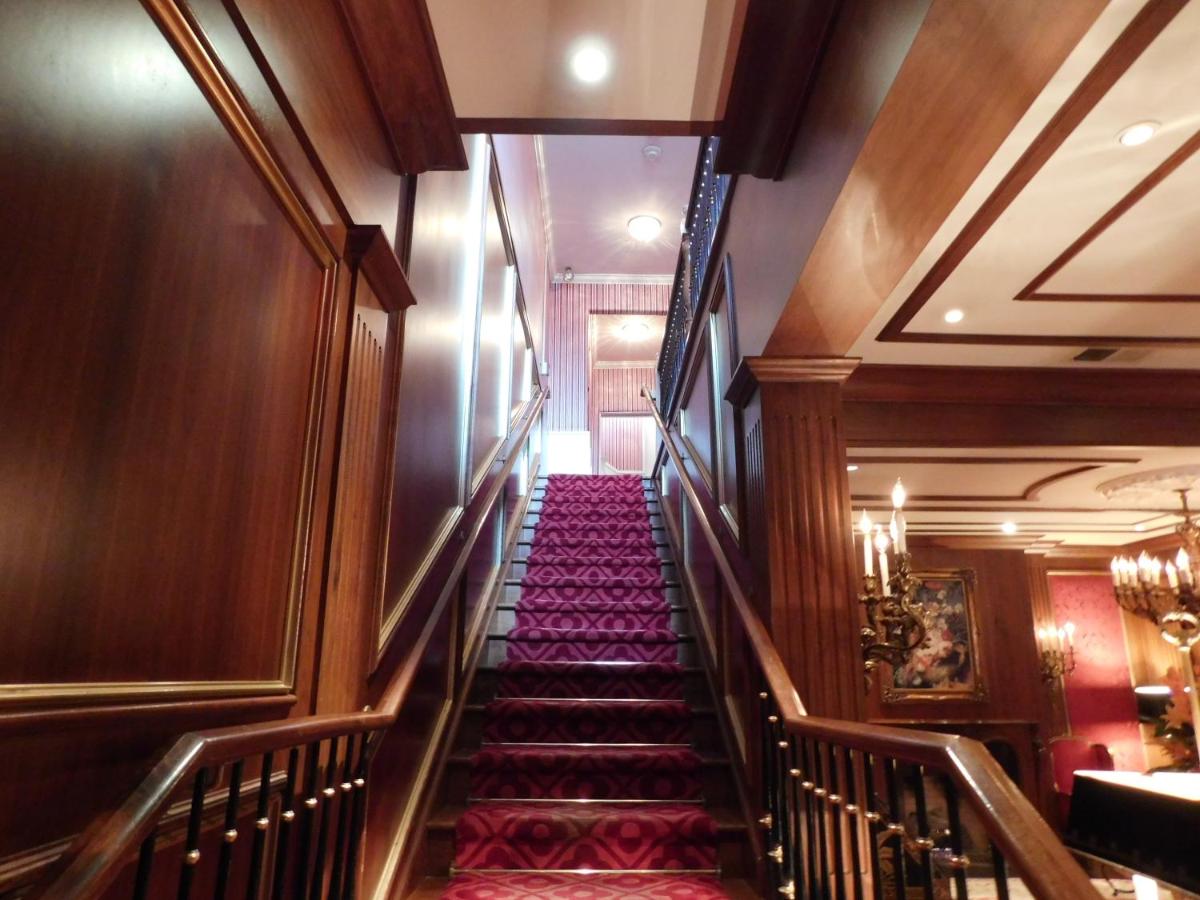 Pine Inn - Carmel - image 7