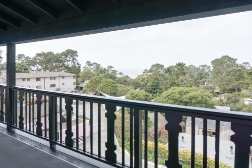 Hofsas House Hotel - image 19