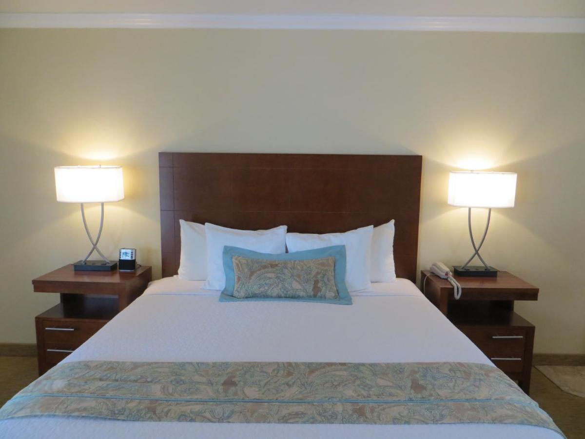 Carmel Bay View Inn - image 3