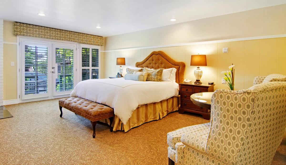 Wayside Inn - main image