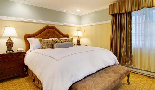 Wayside Inn - image 14