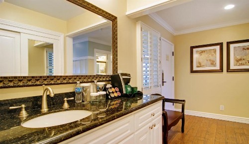 Wayside Inn - image 15
