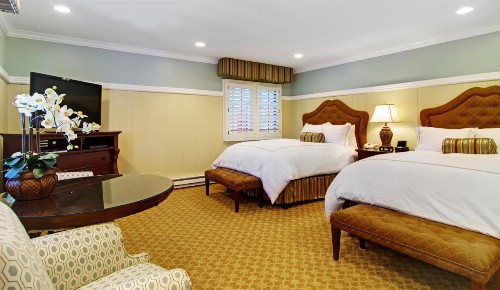 Wayside Inn - image 21