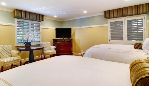 Wayside Inn - image 36