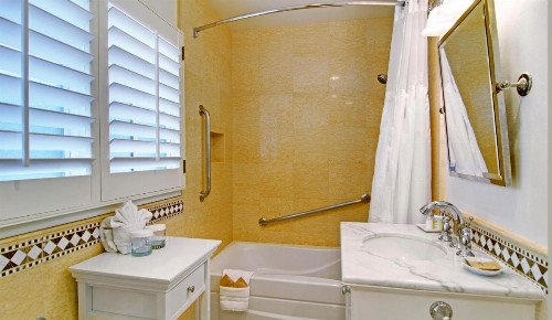Wayside Inn - image 49
