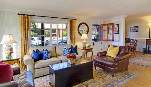 Wayside Inn - image 9