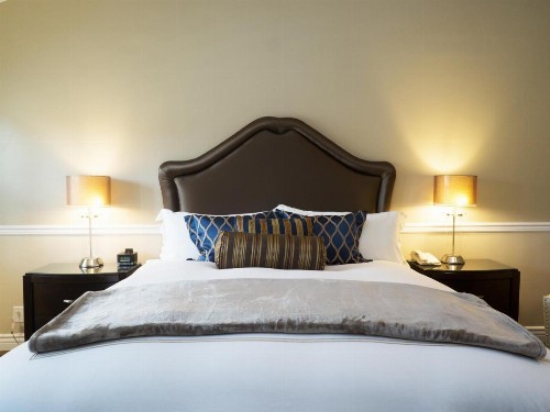 Carriage House Inn - image 22