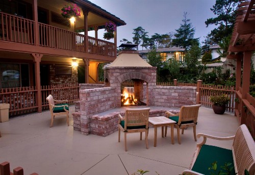 Candle Light Inn - image 13