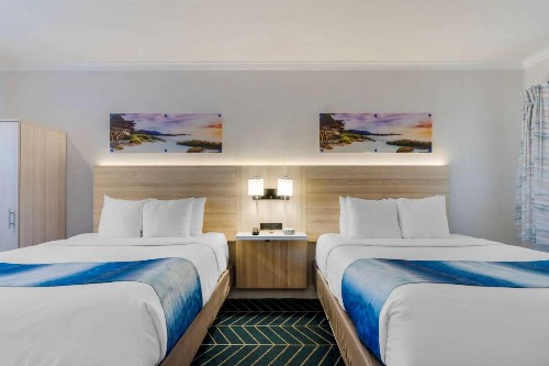 Comfort Inn Carmel By the Sea - image 42