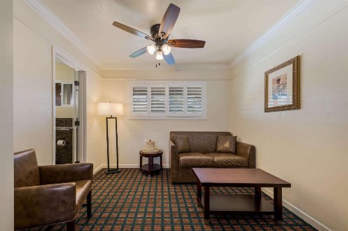 Carmel Oaks - Clarion Collection - Carmel By The Sea - image 32