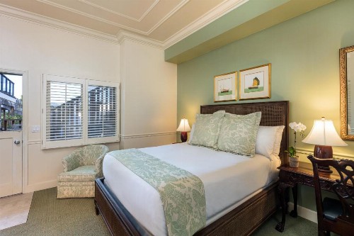 Tally Ho Inn - image 14