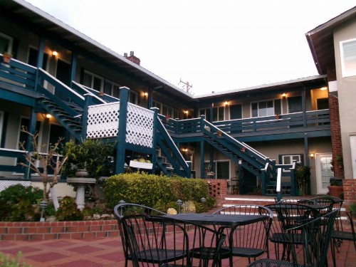 Carmel Wayfarer Inn Reviews