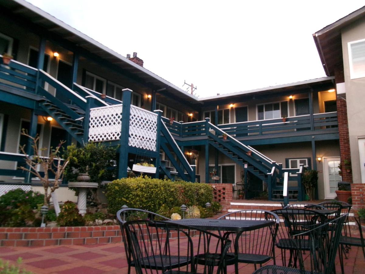 Carmel Wayfarer Inn - main image
