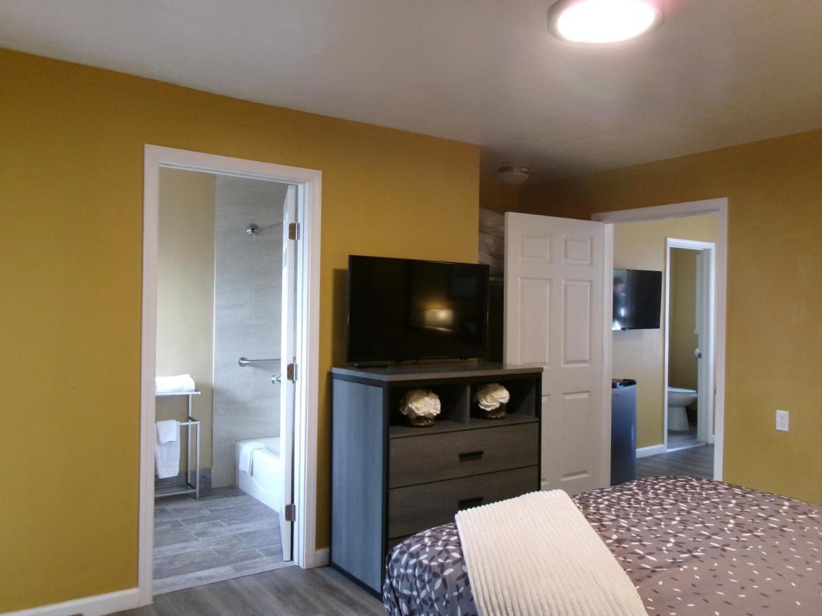 Carmel Wayfarer Inn - image 6