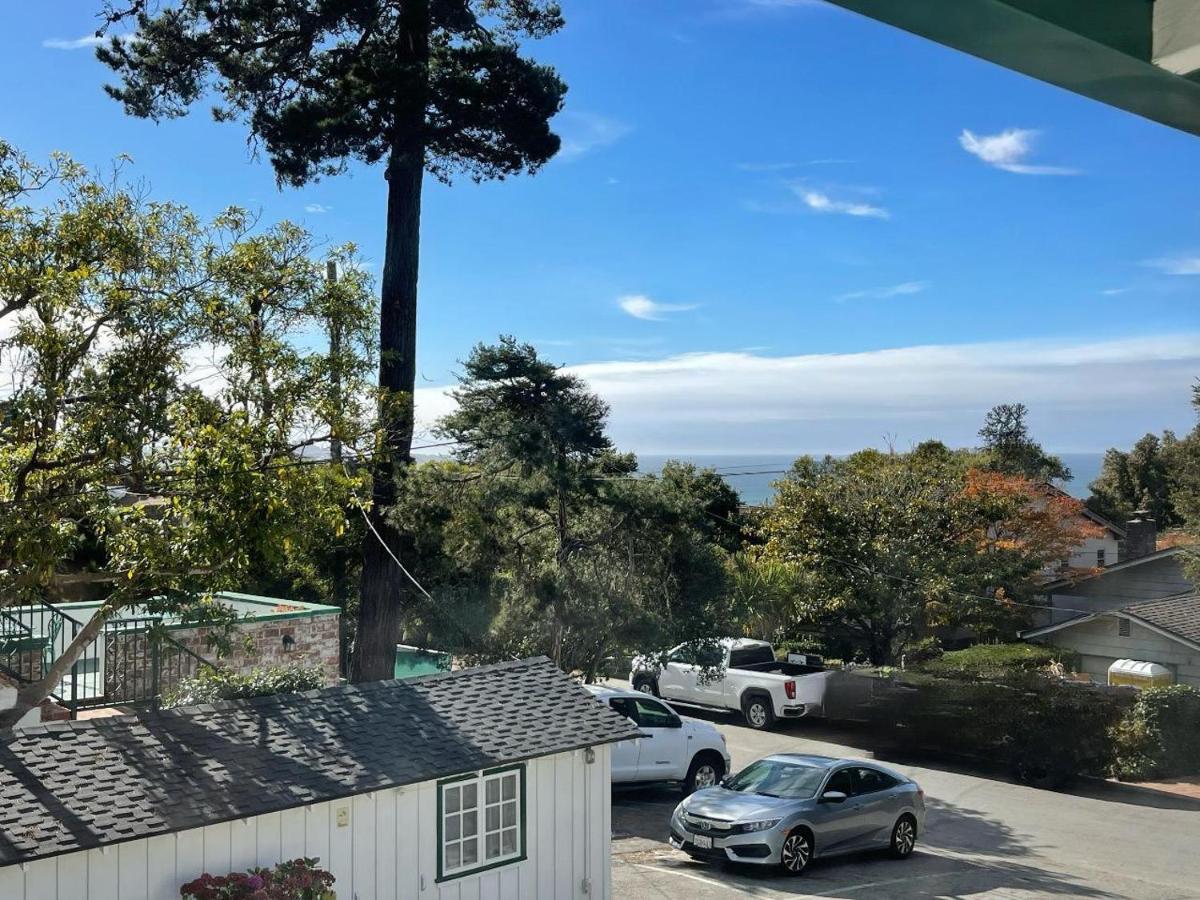 Carmel Green Lantern Inn - main image