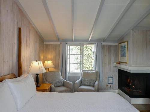 Carmel Fireplace Inn - image 20