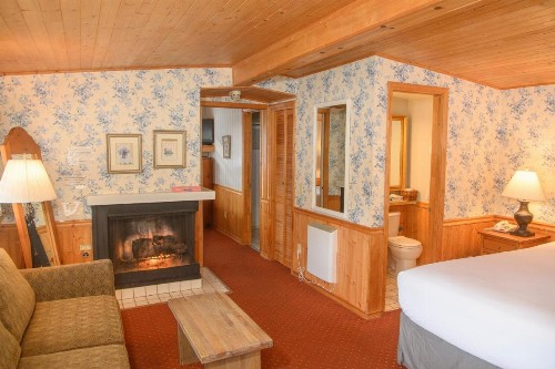 Carmel Fireplace Inn - image 30