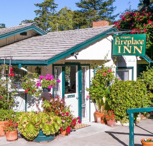 Carmel Fireplace Inn - image 31