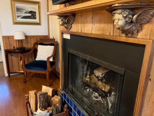 Carmel Garden Inn - image 35