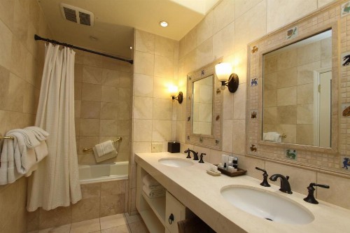 Cypress Inn - image 29