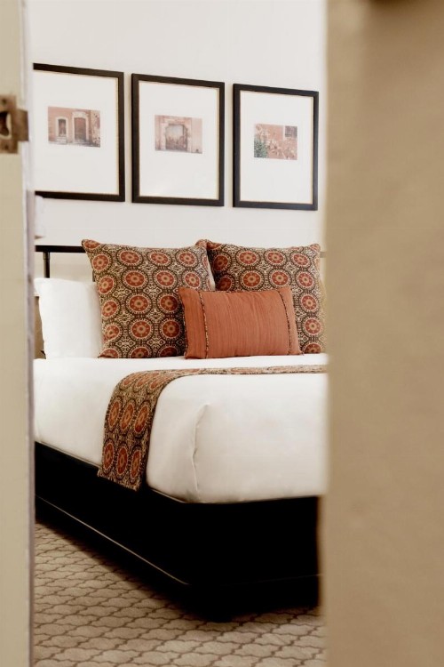 Cypress Inn - image 31