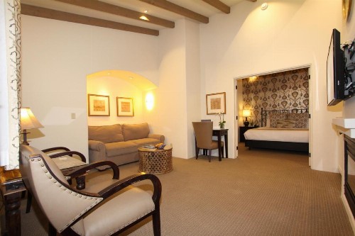 Cypress Inn - image 34