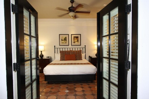 Cypress Inn - image 35