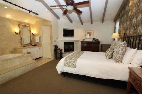 Cypress Inn - image 38