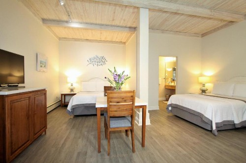 Lobos Lodge - image 2