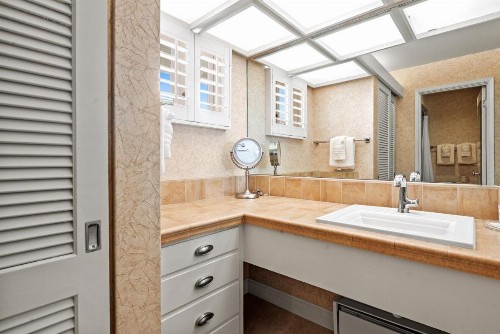 Lobos Lodge - image 36