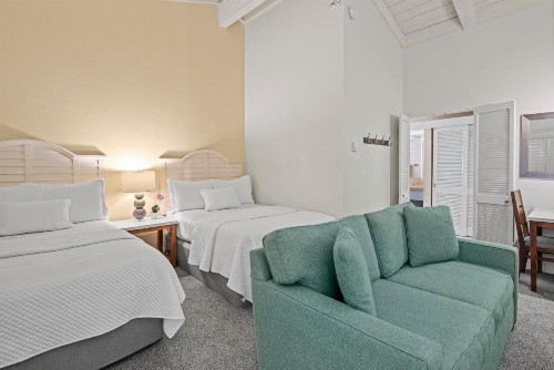 Lobos Lodge - image 48