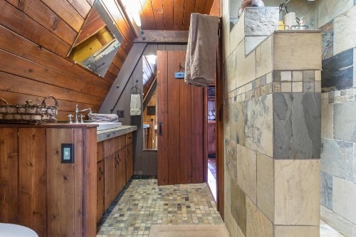 Sunshine Cabin - image 11