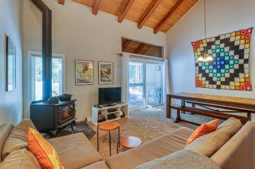 2 Bed 2 Bath Apartment in Carnelian Bay - image 10