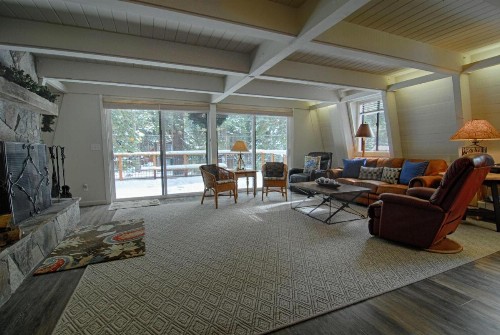 Agate Bay Chalet (Cabin) - image 14