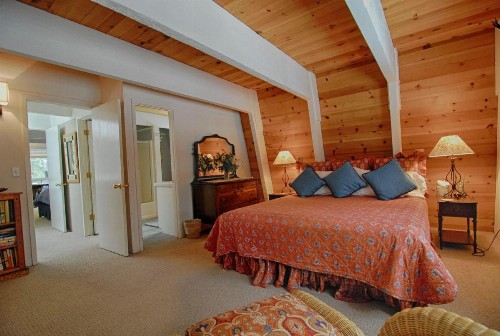 Agate Bay Chalet (Cabin) - image 21