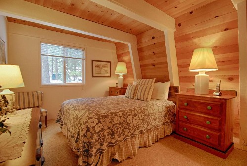 Agate Bay Chalet (Cabin) - image 22