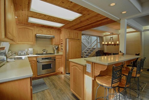 Agate Bay Chalet (Cabin) - image 28